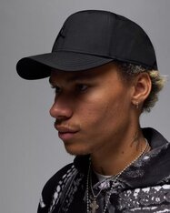 Кепка Jordan Rise HM5750-010