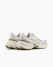 Кроссовки женские Nike V2K Run FD0736-006
