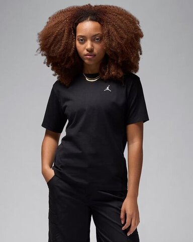 Футболка жіноча Jordan Essentials FN4500-011