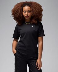 Футболка жіноча Jordan Essentials FN4500-011