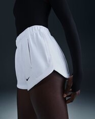 Шорты женские Nike Sportswear Windrunner HJ1406-100