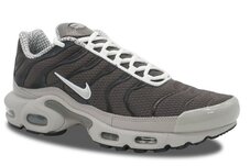 Кроссовки Nike Air Max Plus IB7679-200