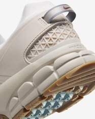 Кросівки Nike Zoom Vomero Roam HV4294-009