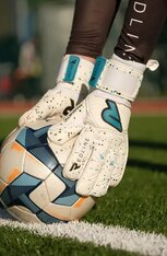 Воротарські рукавиці Redline Magnetic White RLM84