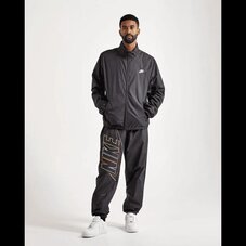 Вітровка Nike Club Woven DX0672-010