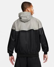 Вітровка Nike Sportswear Windrunner DA0001-017