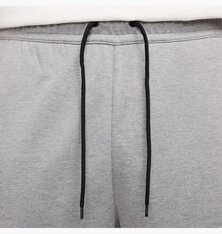 Спортивні штани Nike Sportswear Tech Essentials DD5293-002