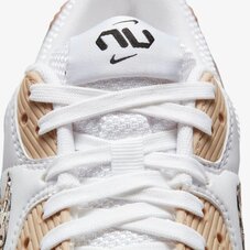 Кросівки жіночі Nike Air Max 90 FB2617-100