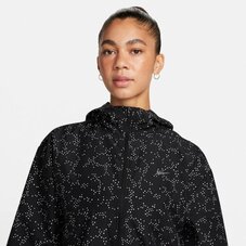 Ветровка женская Nike Dri-Fit FB5321-010