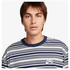 Футболка Nike SB FQ3711-410