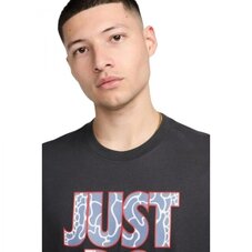 Футболка Nike Sportswear FQ3796-070