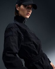 Ветровка женская Nike Windrunner FV6304-010