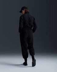 Ветровка женская Nike Windrunner FV6304-010