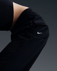 Спортивные штаны женские Nike Windrunner FV7655-010