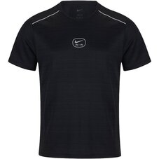 Футболка для бігу Nike Swoosh HM0195-010