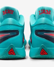 Кросівки для баскетболу Nike Giannis Freak 6 FJ7792-300