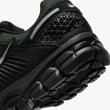 Кроссовки Nike Zoom Vomero 5 HV2527-001