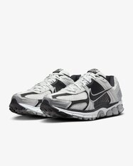 Кроссовки Nike Zoom Vomero 5 FJ4151-004