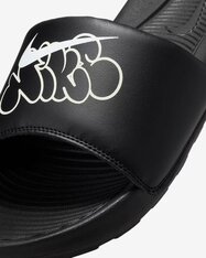 Шльопанці Nike Victori One FZ3110-001