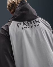 Ветровка Nike París Saint-Germain Tech Windrunner HQ4981-060