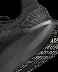 Кросівки бігові Nike Winflo 11 GORE-TEX FQ1358-001