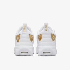 Кроссовки женские Jordan Max Aura 6 FQ7943-117