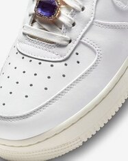 Кроссовки женские Nike Air Force 1 Low Premium DN5463-100