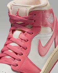 Кросівки жіночі Air Jordan 1 Mid BQ6472-109