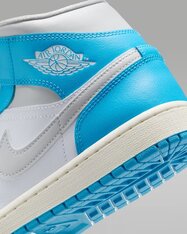 Кросівки жіночі Air Jordan 1 Mid BQ6472-400