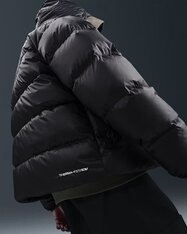 Куртка Nike Windrunner HQ7790-011