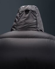 Куртка Nike Windrunner HQ7790-011