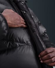 Куртка Nike Windrunner HQ7790-011