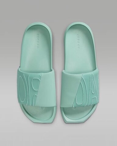 Шльопанці Jordan NOLA CZ8027-002