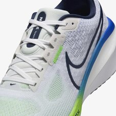 Кроссовки беговые Nike Vomero 17 FN1139-100