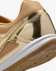 Кросівки Nike Gato LV8 IB3566-700