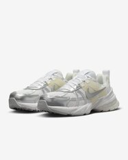 Кроссовки женские Nike V2K Run FD0736-104