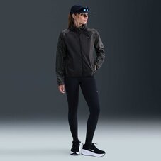 Вітровка жіноча Nike Tempo Flash HV2985-010