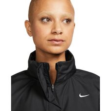 Вітровка жіноча Nike Fast Dri-FIT Repel FB7451-010