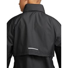 Вітровка жіноча Nike Fast Dri-FIT Repel FB7451-010