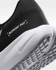 Кросівки бігові дитячі Nike Sonic Fly FZ0017-001