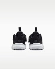 Кросівки дитячі Nike Team Hustle D 12 HF6281-002