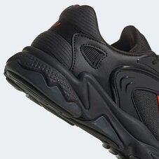 Кроссовки Adidas Oztral GZ9408