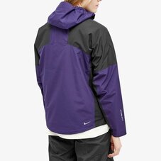 Вітровка жіноча Nike ACG Cascade DV9522-555
