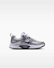 Кросівки Nike V5 RNR HQ6412-100