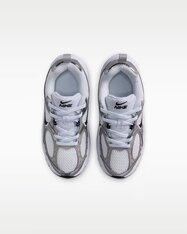 Кросівки Nike V5 RNR HQ6412-100