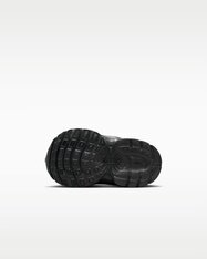 Кросівки дитячі Nike V5 RNR HQ6413-002