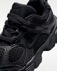 Кросівки дитячі Nike V5 RNR HQ6413-002