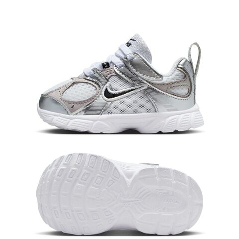 Кросівки дитячі Nike V5 RNR HQ6413-100
