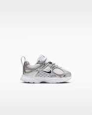 Кросівки дитячі Nike V5 RNR HQ6413-100