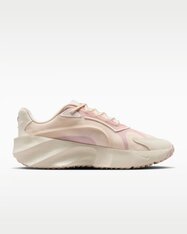 Кросівки жіночі Nike Aura Edge HQ7025-100